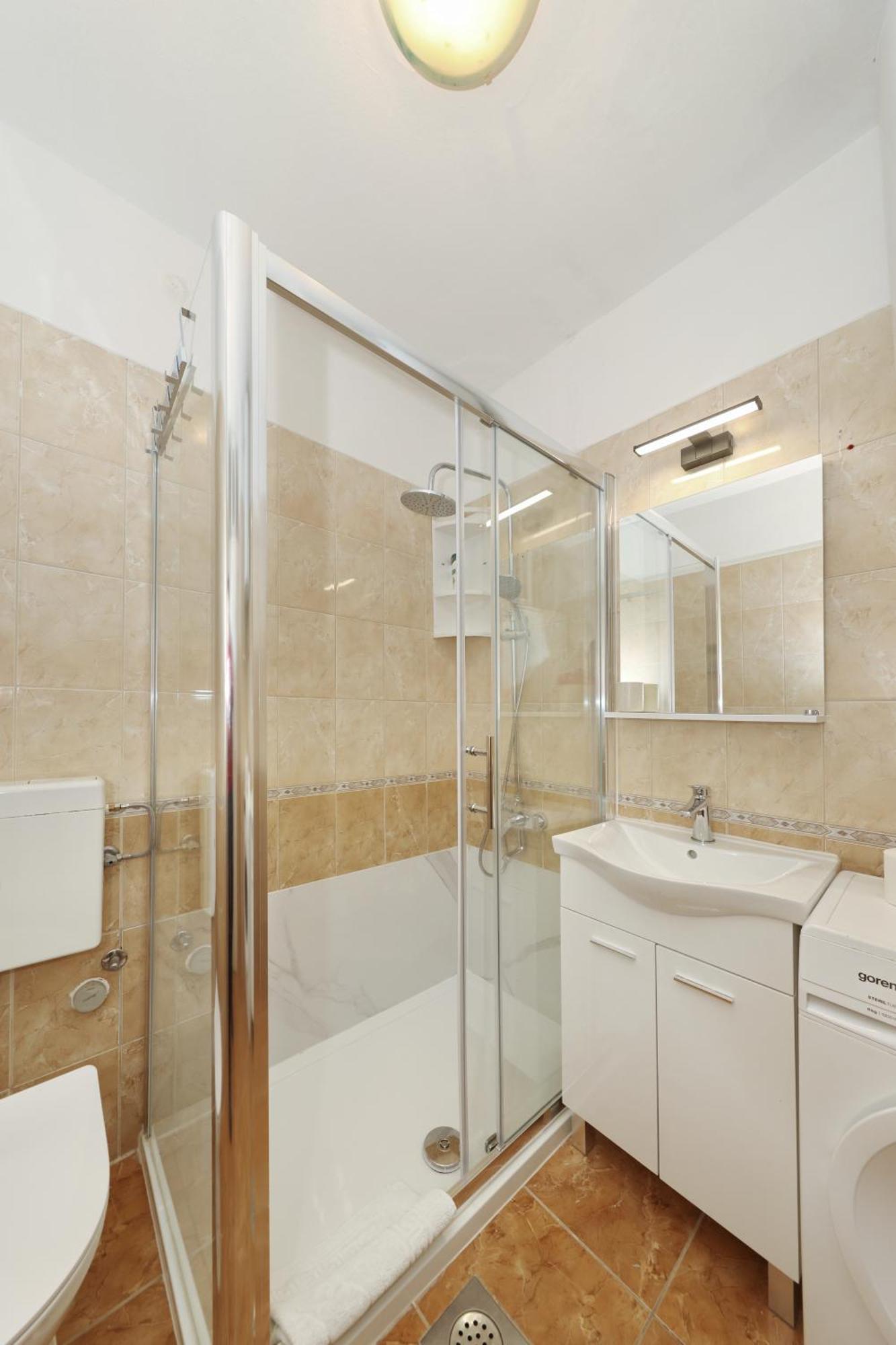 Apartment Mirela Zadar Bagian luar foto